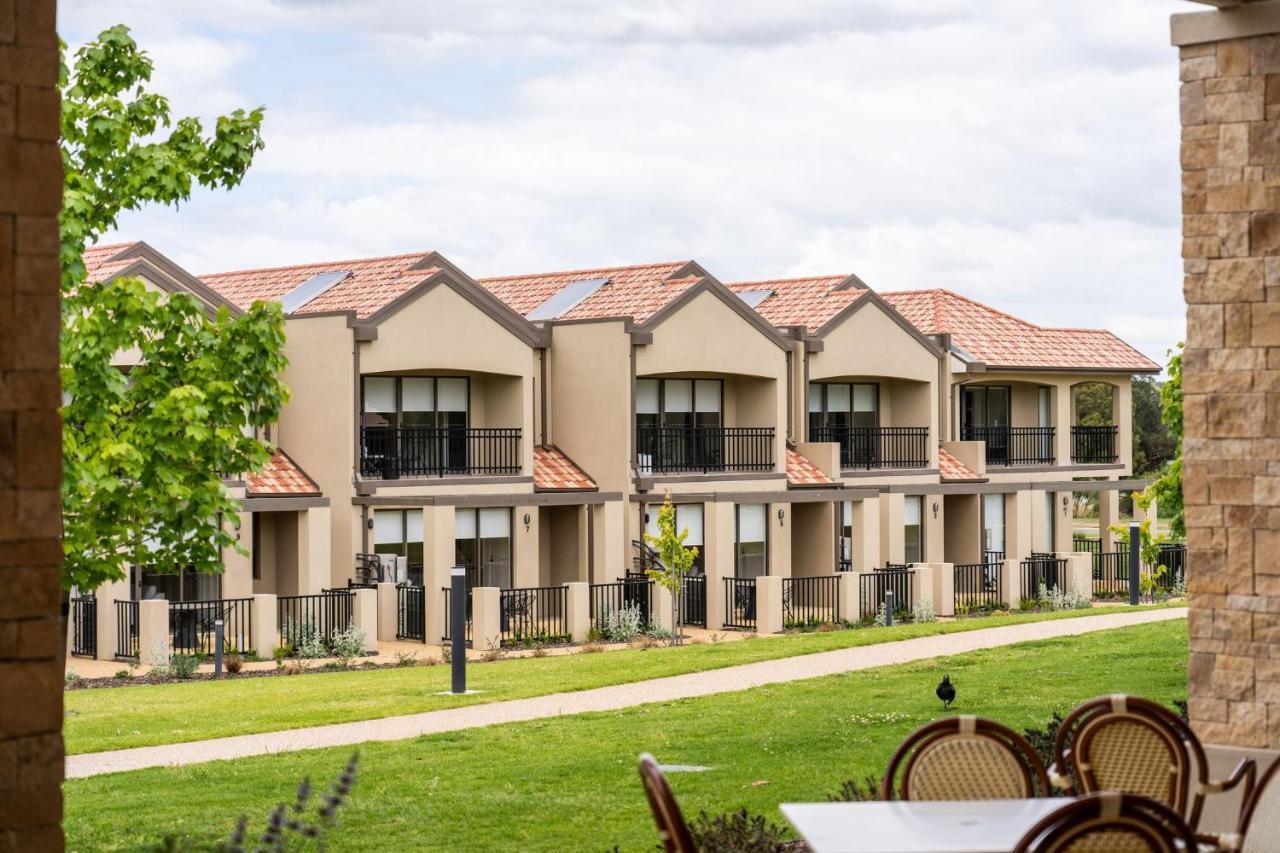 Hidden Valley Resort Wallan ภายนอก รูปภาพ